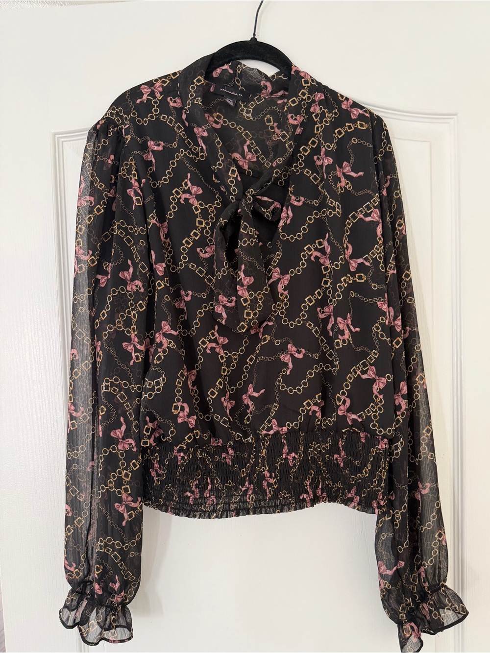 Bows and Chains Print Neck Tie Shirt
